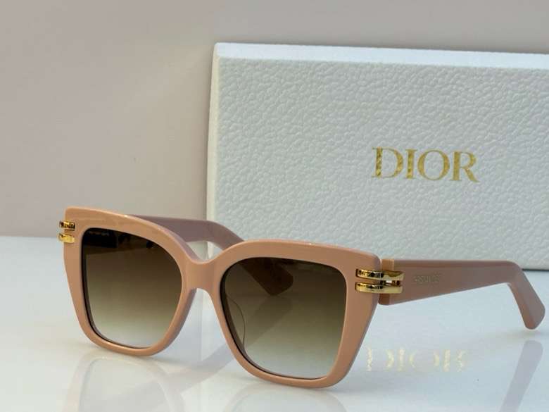 Picture of Dior Sunglasses _SKUfw55707490fw